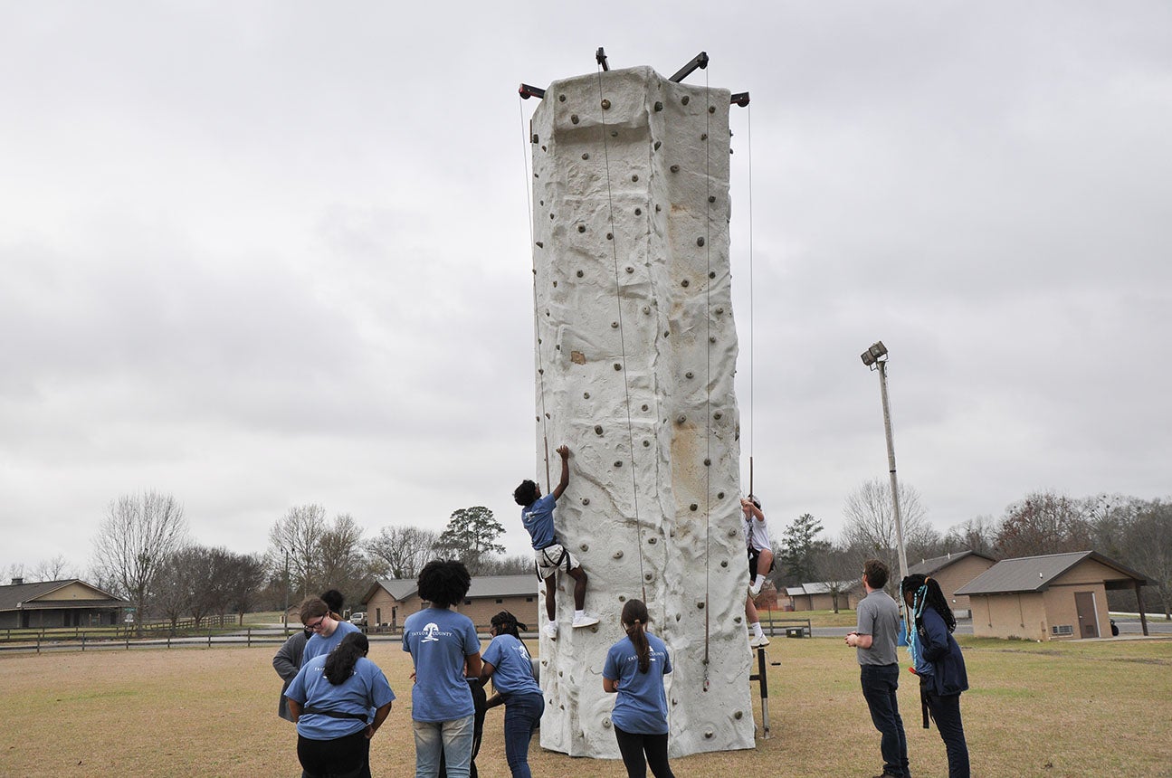 Flint Energies EMPOWER Youth Leadership Team Building