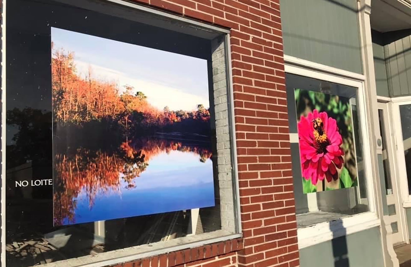 Lauren Turner Photography in Oglethorpe building windows